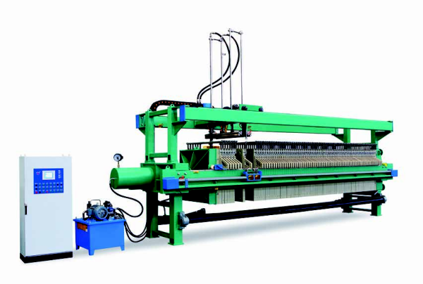 Program-controlled pneumatic vibrating filter press